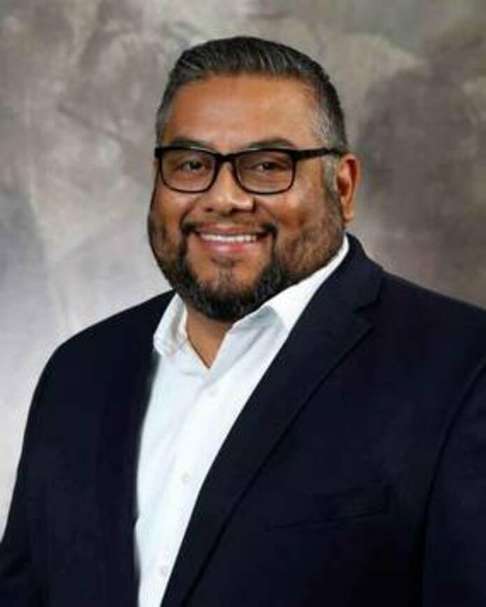 Fredy Robles among 68 people to be named to Cleveland Leadership Center's 2021 Leadership Class
